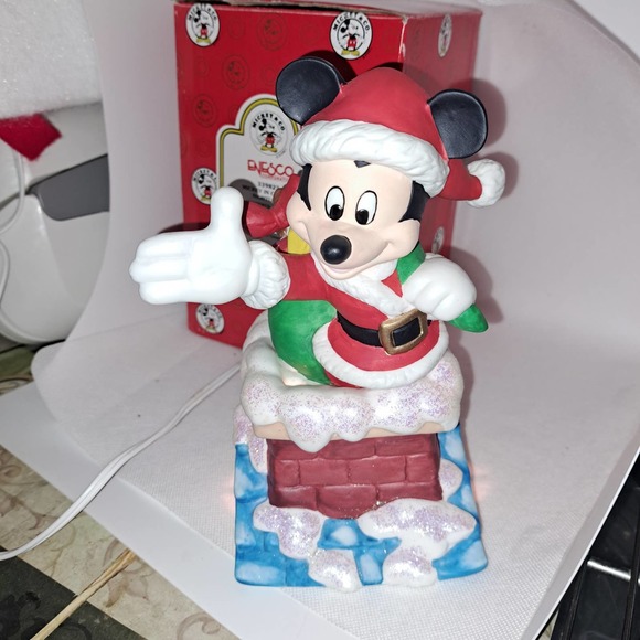 EXTREMELY RARE NIB ENESCO 8-inch PERFECT Mickey Mouse Ceramic Night Light - Picture 2 of 9